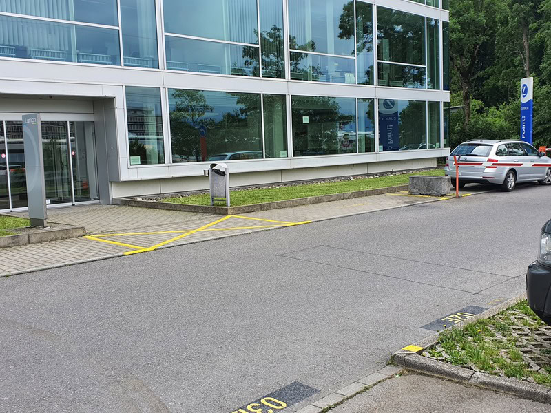Parkplatz (Höhe + 2m - Außen)
